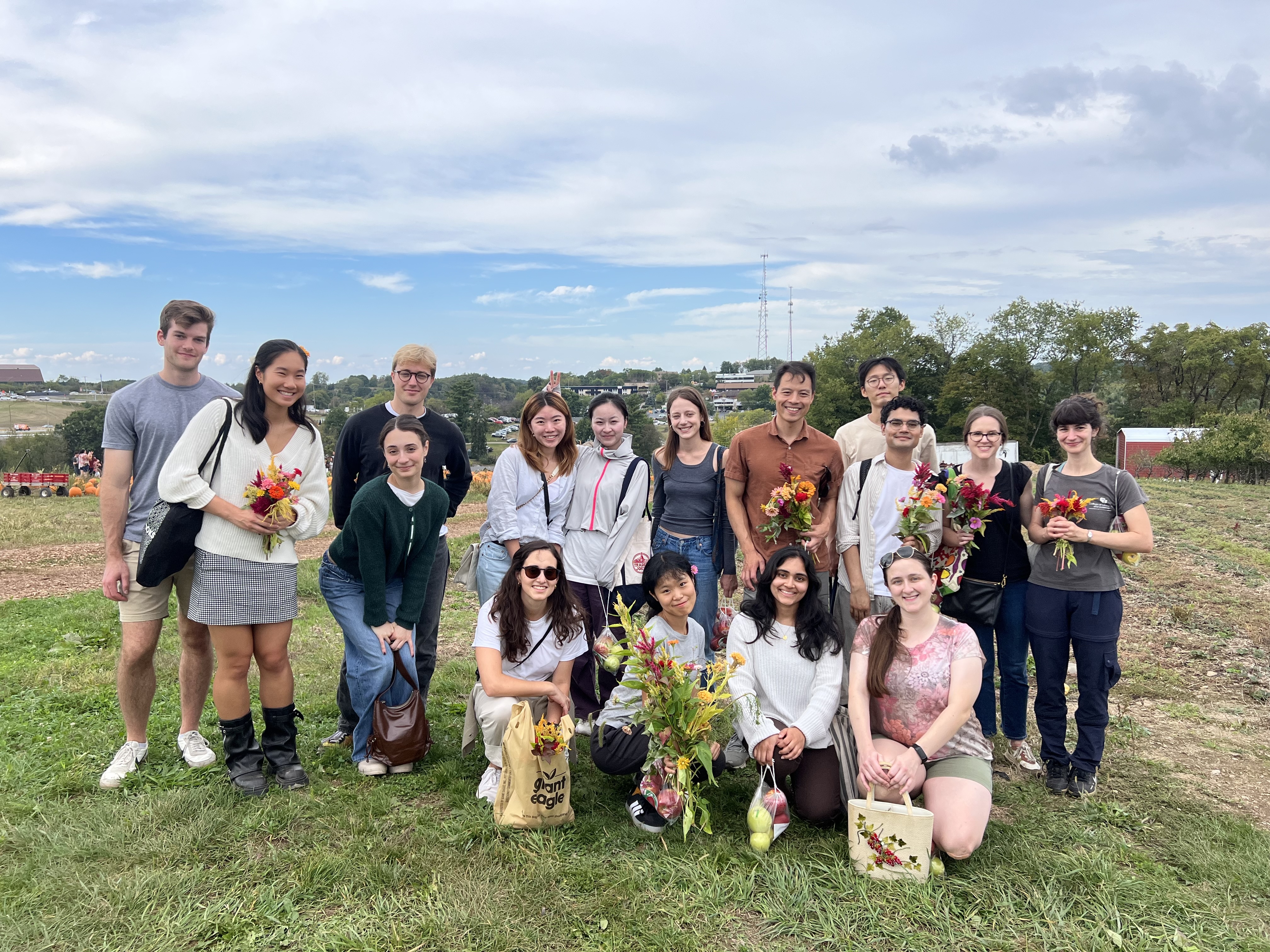 Henderson Lab group at Soergel Orchards.