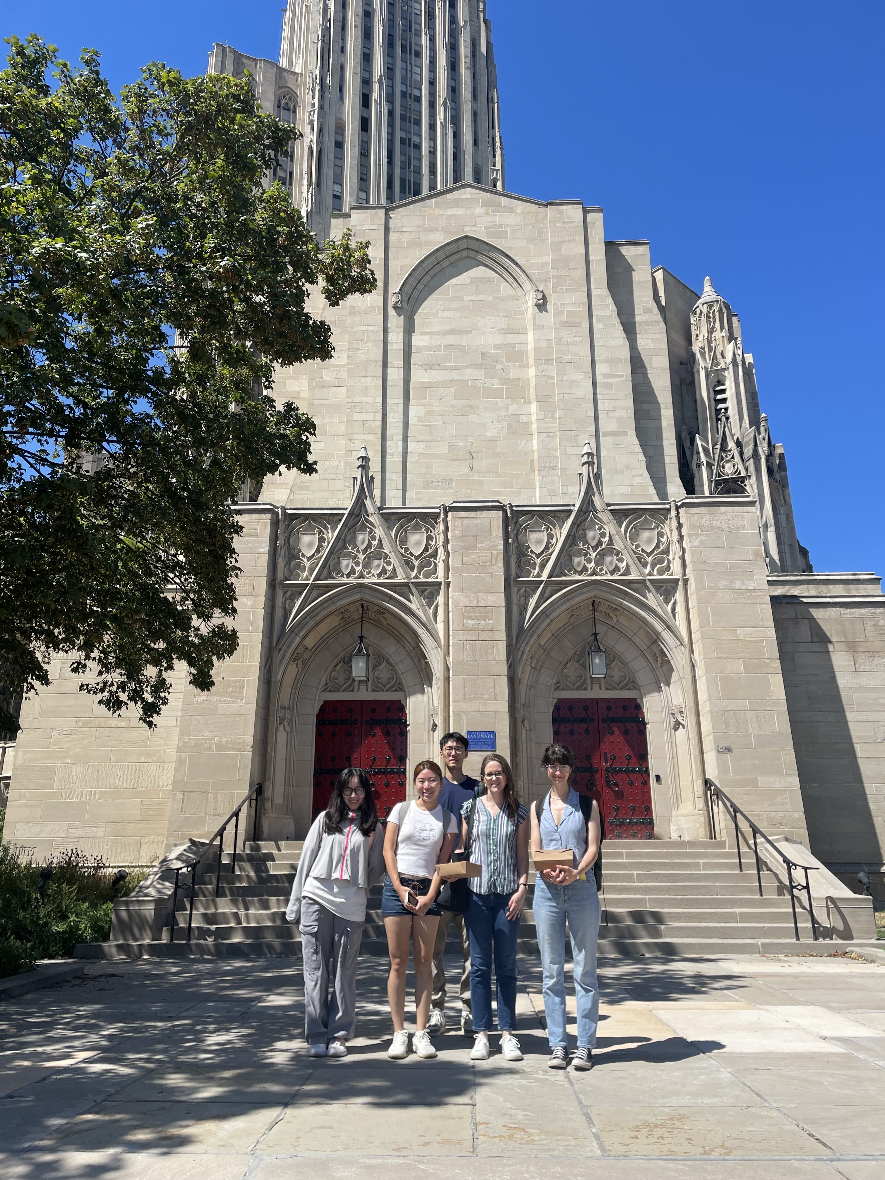 Henderson Lab group at the Cathedral of Learning.
